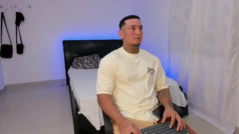 Snapshot of eduar_wild chatting on 02/09/26, 05:22 Eduar Wild online show from 02/09/26, 05:22