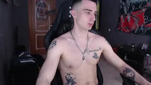 Snapshot of eduard_loveee chatting on 06/07/26, 10:08 Eduar online show from 06/07/26, 10:08