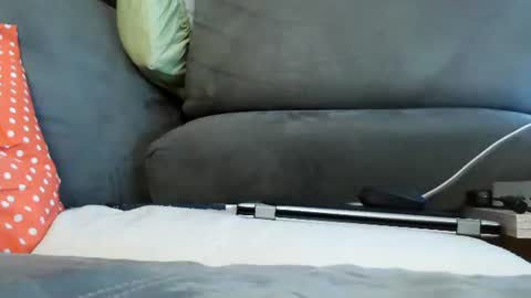 Snapshot of eduardo8inch chatting on 10/17/25, 10:23 eduardo8inch online show from 10/17/25, 10:23