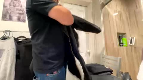 edvmendez1766 online show from 12/21/25, 08:54