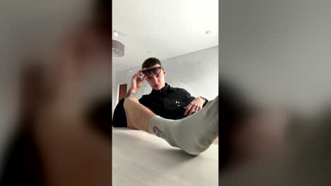 edward_secret online show from 02/08/26, 11:24