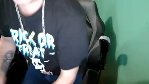 Snapshot of edwardaims_2please chatting on 07/13/26, 02:20 edwardaims_2please online show from 07/13/26, 02:20