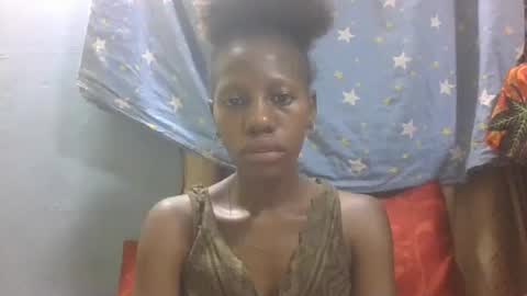 edwige770943 online show from 04/15/26, 02:40