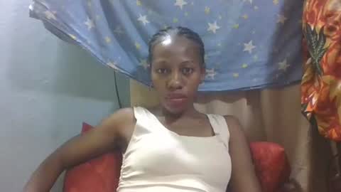 edwige770943 online show from 04/16/26, 05:08