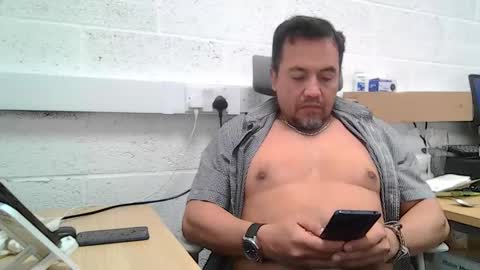 EdM online show from 04/15/26, 08:10