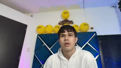 Edwin online show from 04/27/26, 01:09