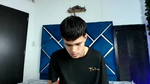 Edwin online show from 06/08/26, 02:17