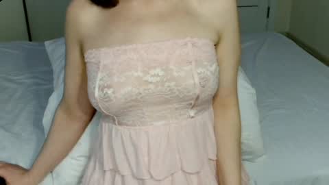 Snapshot of eelena4kiss chatting on 05/12/26, 09:39 eelena4kiss online show from 05/12/26, 09:39