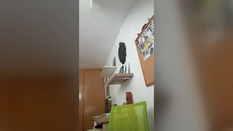 eemmee708927 online show from 06/28/26, 02:23