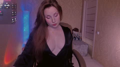 Snapshot of eesmaaarr chatting on 01/17/25, 10:56 eesmaaarr online show from 01/17/25, 10:56