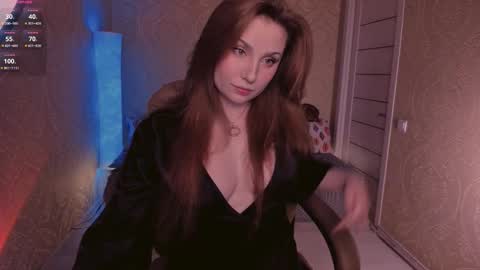 Snapshot of eesmaaarr chatting on 09/18/25, 10:56 eesmaaarr online show from 09/18/25, 10:56