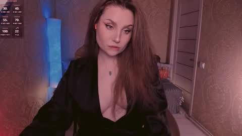 Snapshot of eesmaaarr chatting on 10/26/25, 10:58 eesmaaarr online show from 10/26/25, 10:58