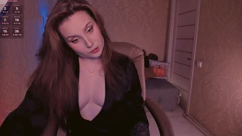 Snapshot of eesmaaarr chatting on 10/27/25, 11:20 eesmaaarr online show from 10/27/25, 11:20