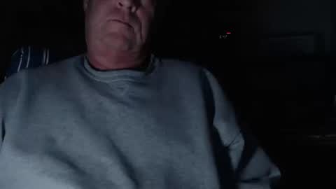 eeyoreeeyore online show from 10/10/25, 03:27