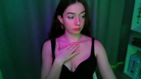 effie_balconii online show from 03/15/26, 03:51