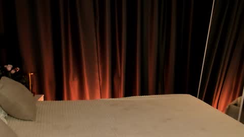 Effie Mur online show from 02/19/26, 09:00