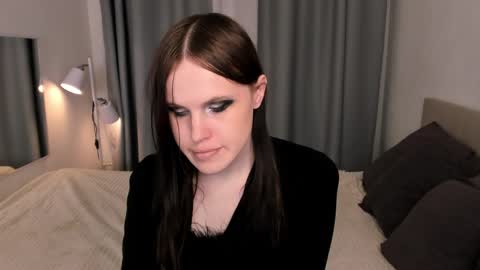 Effie Mur online show from 02/28/26, 10:22