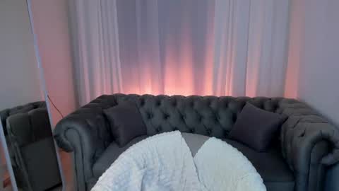 Snapshot of effiemur chatting on 06/11/26, 12:32 Effie Mur online show from 06/11/26, 12:32
