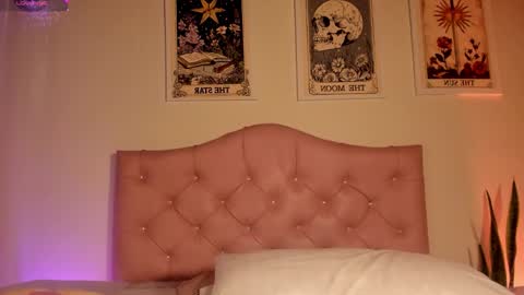 effy online show from 03/02/26, 03:20