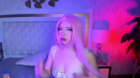 effy_kesster online show from 06/12/26, 12:15