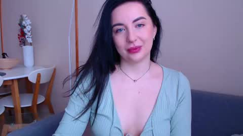 Effy online show from 12/26/24, 09:11