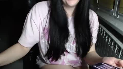 Snapshot of effy_m chatting on 05/05/26, 07:44 Effy online show from 05/05/26, 07:44