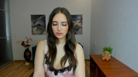 Effy Royse online show from 05/31/26, 05:37
