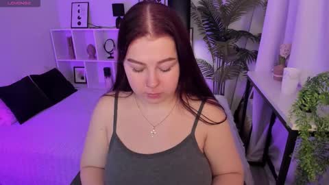 Effy online show from 11/23/25, 01:22