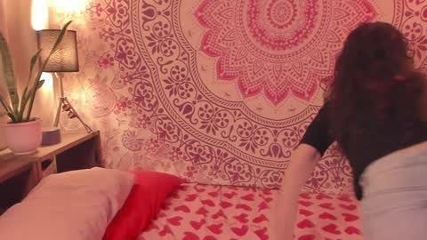 Snapshot of effysroom chatting on 01/07/25, 03:14 effy online show from 01/07/25, 03:14