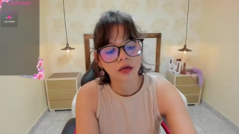  E F F Y  online show from 12/07/24, 07:43