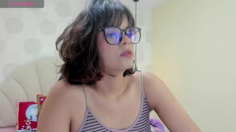  E F F Y  online show from 12/13/24, 07:10