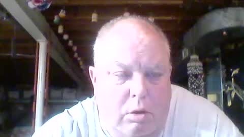 Snapshot of efriff chatting on 06/21/26, 11:02 efriff online show from 06/21/26, 11:02