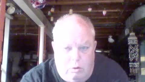 Snapshot of efriff chatting on 07/01/26, 09:22 efriff online show from 07/01/26, 09:22