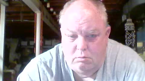 Snapshot of efriff chatting on 07/28/26, 10:32 efriff online show from 07/28/26, 10:32