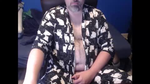 Snapshot of ehmac84 chatting on 12/15/25, 10:25 Eh Mac online show from 12/15/25, 10:25