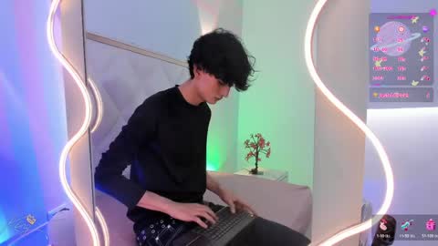 eidan_tay online show from 04/10/26, 07:29