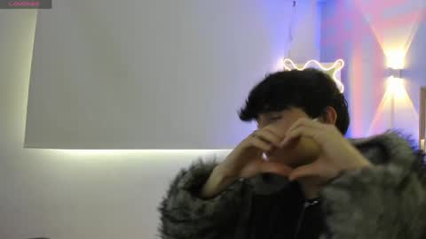 eidan_tay online show from 04/15/26, 08:42