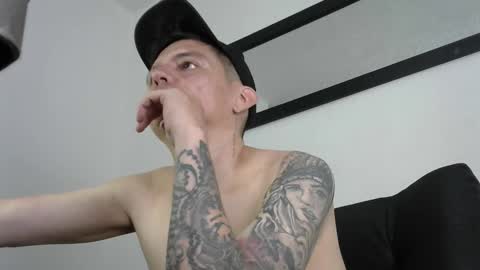 EIder online show from 03/03/26, 01:23