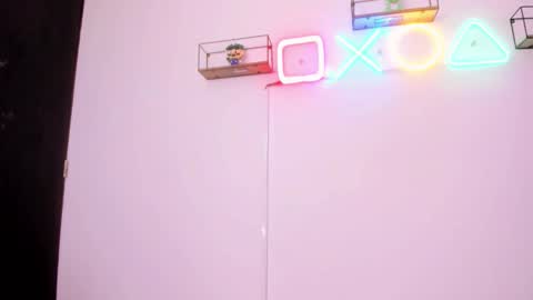 eileenn tanihara online show from 02/12/26, 06:14