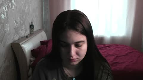 Snapshot of eileenmoore chatting on 04/16/26, 09:10 Lina online show from 04/16/26, 09:10