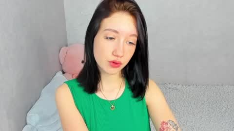 eileenmoores online show from 04/13/26, 05:02