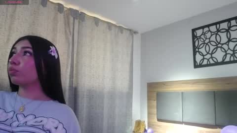 EILIN PINK online show from 04/22/26, 09:27