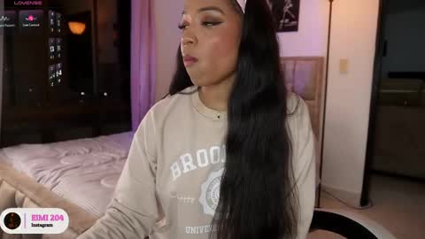 Snapshot of eimi_space chatting on 02/11/25, 02:46 eimi online show from 02/11/25, 02:46