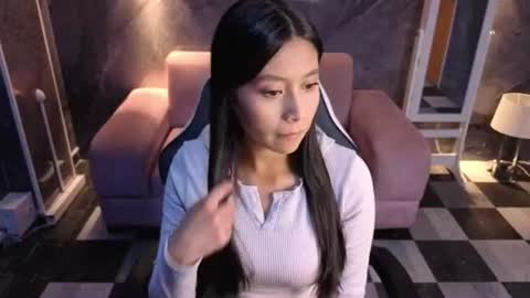 eimy18_b online show from 07/07/26, 12:42