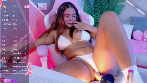 eimy__2 online show from 03/28/26, 04:34