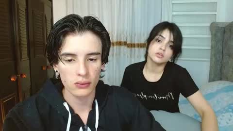 eimy_andres online show from 11/16/25, 10:43