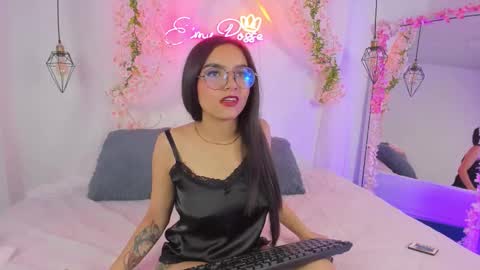 eimy_rosse18 online show from 02/10/26, 12:42