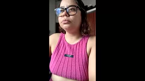 eimy_saenzz online show from 04/12/26, 05:29