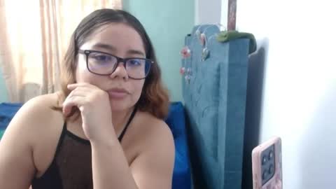eimy_saenzz online show from 05/31/26, 04:14
