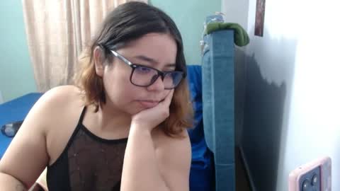 eimy_saenzz online show from 05/31/26, 06:09